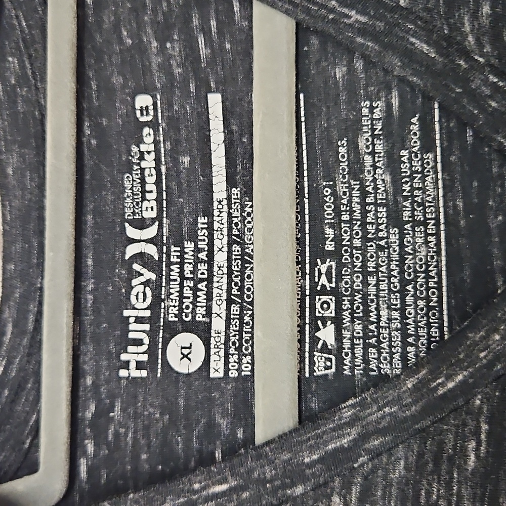 Hurley Men's Black T-Shirt - Picture 2 of 8